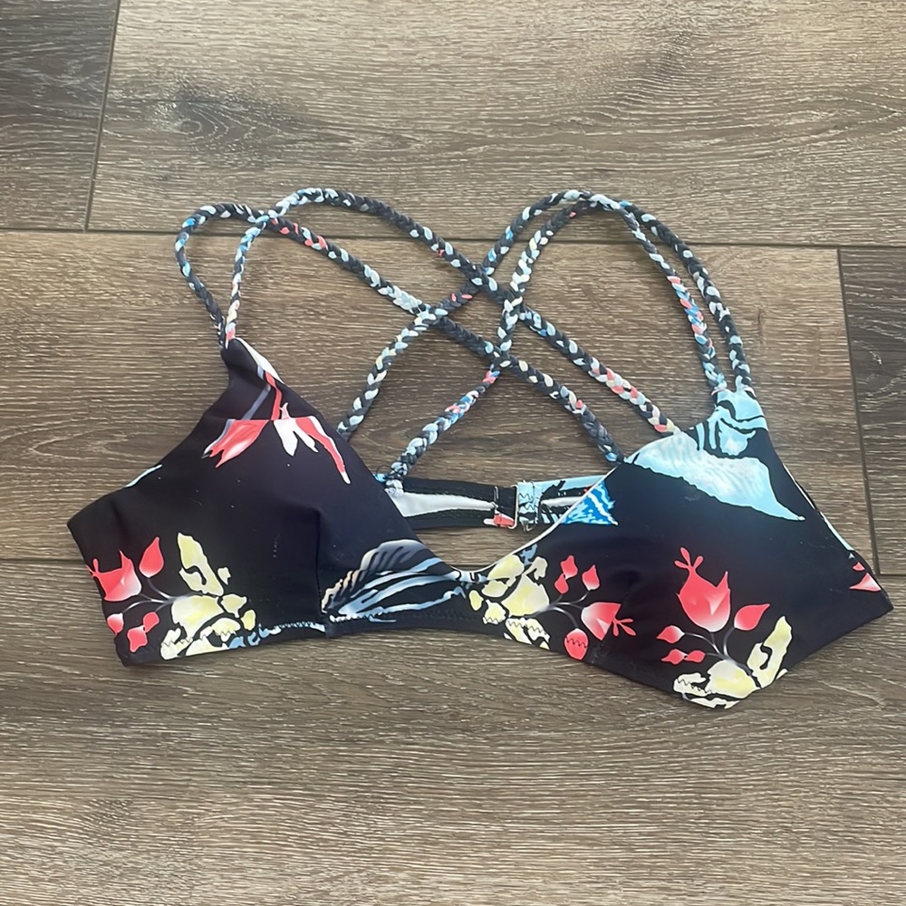 Cupshe Bikini Top